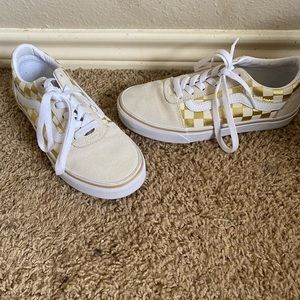 gold checkered vans (old school)